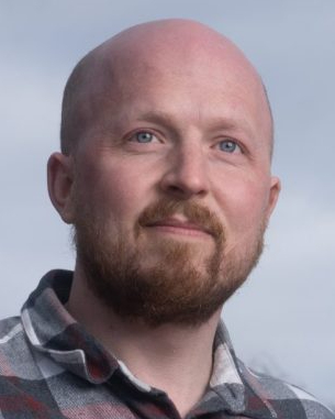 Portrait of Jonathan Kreiss-Tomkins